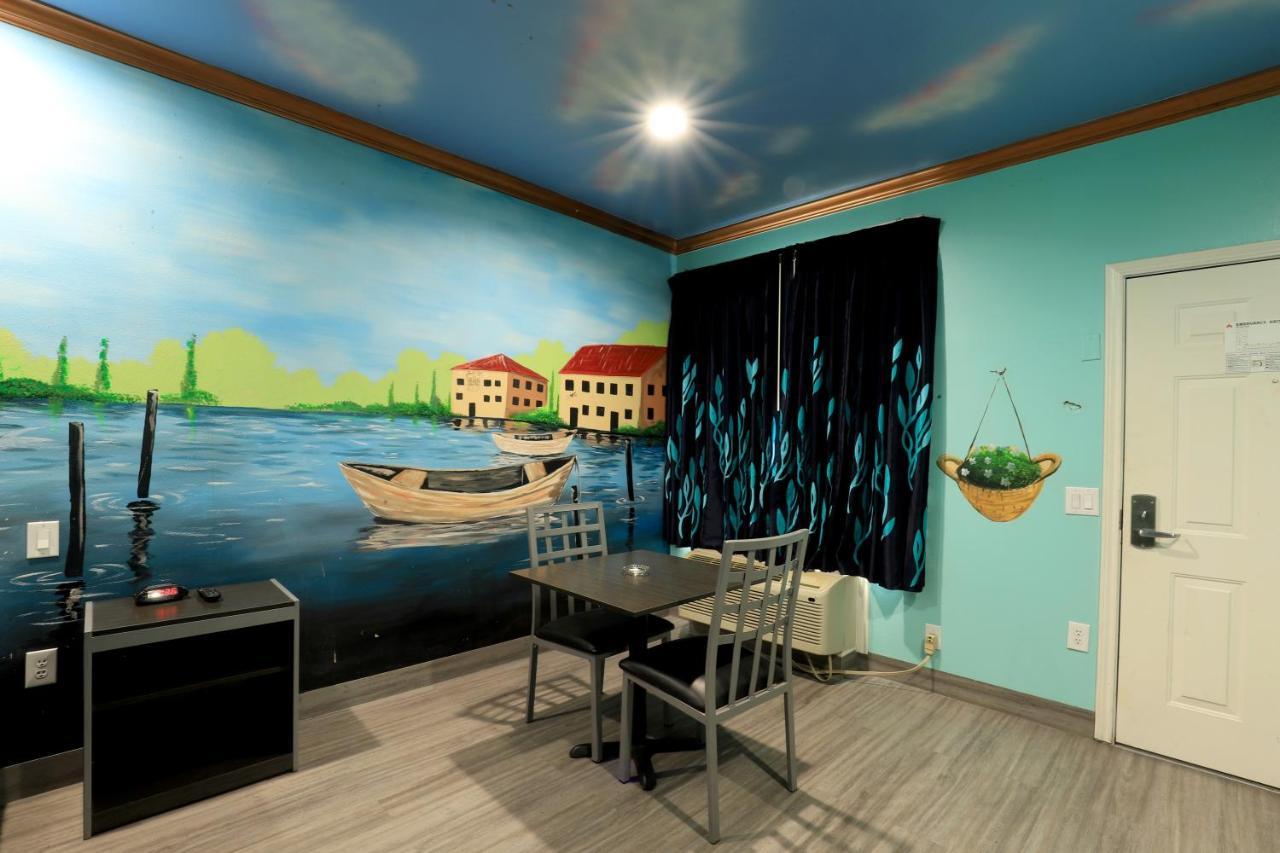 Scottish Inn And Suites Houston-Jones Road Louetta Ngoại thất bức ảnh