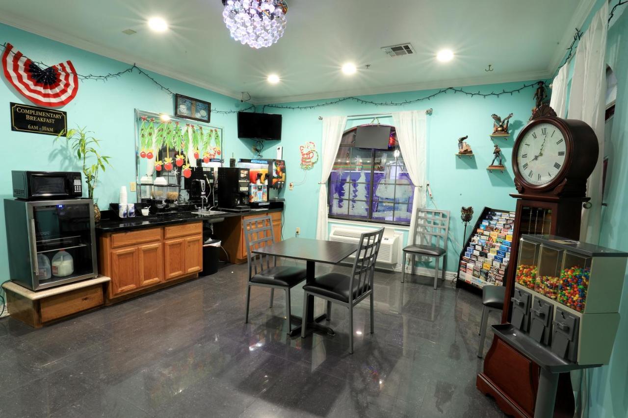 Scottish Inn And Suites Houston-Jones Road Louetta Ngoại thất bức ảnh