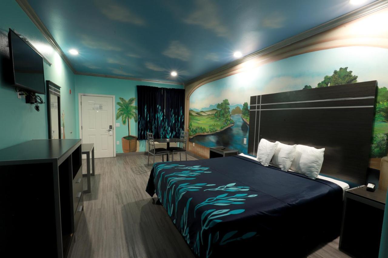 Scottish Inn And Suites Houston-Jones Road Louetta Ngoại thất bức ảnh