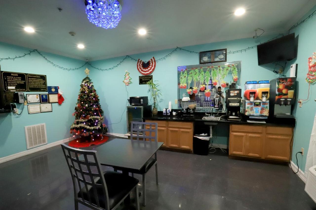 Scottish Inn And Suites Houston-Jones Road Louetta Ngoại thất bức ảnh