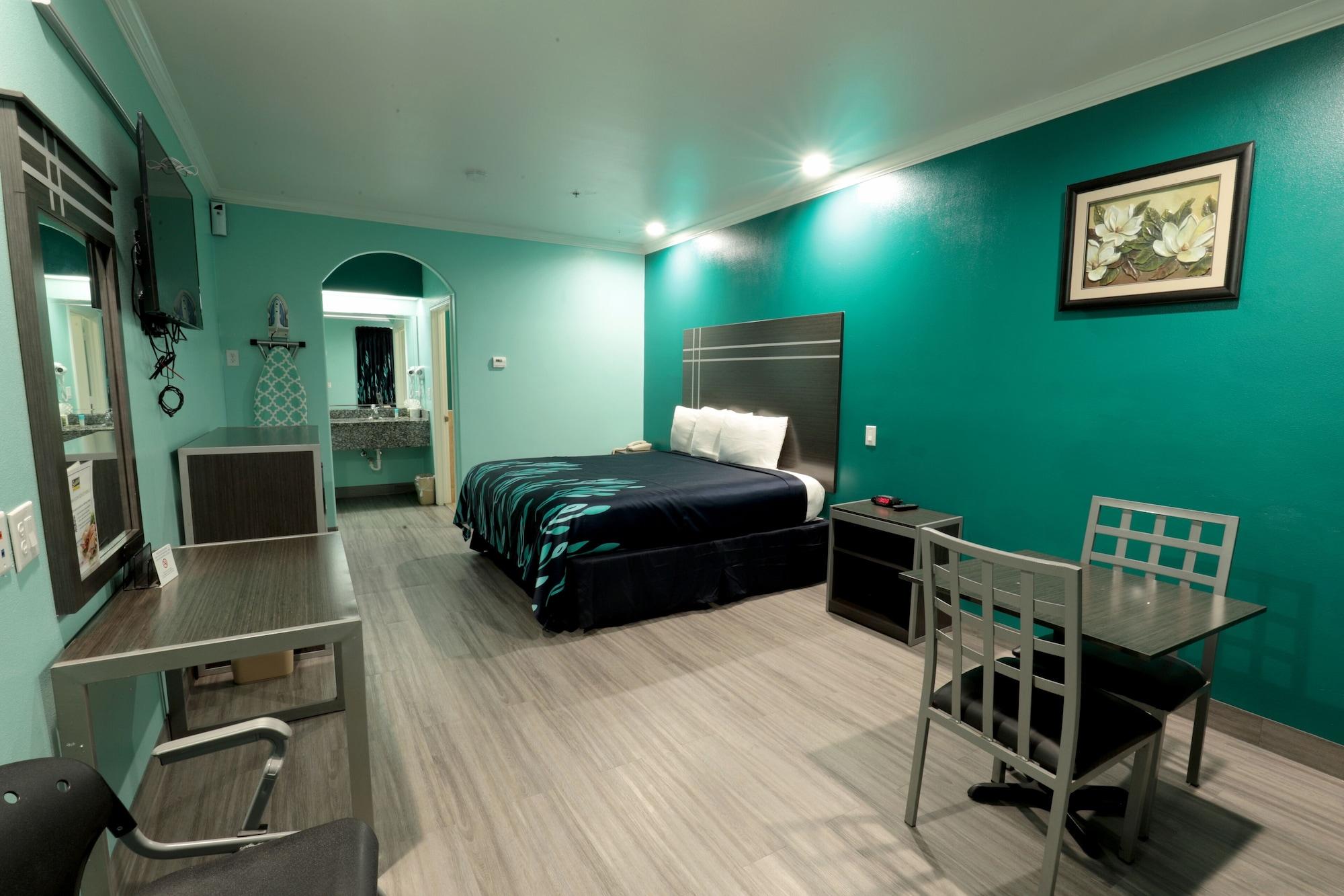 Scottish Inn And Suites Houston-Jones Road Louetta Ngoại thất bức ảnh