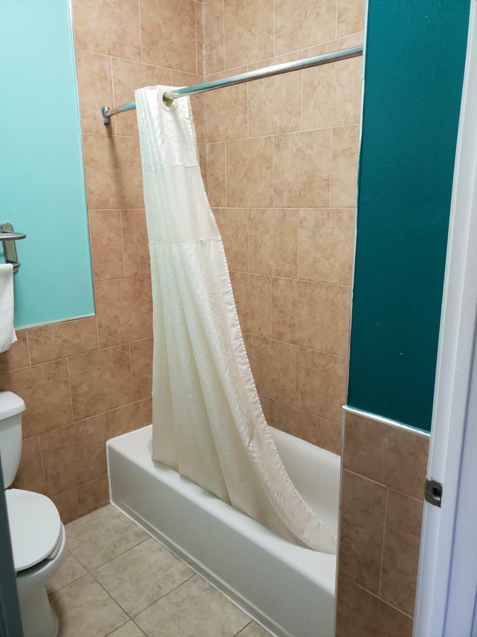 Scottish Inn And Suites Houston-Jones Road Louetta Ngoại thất bức ảnh